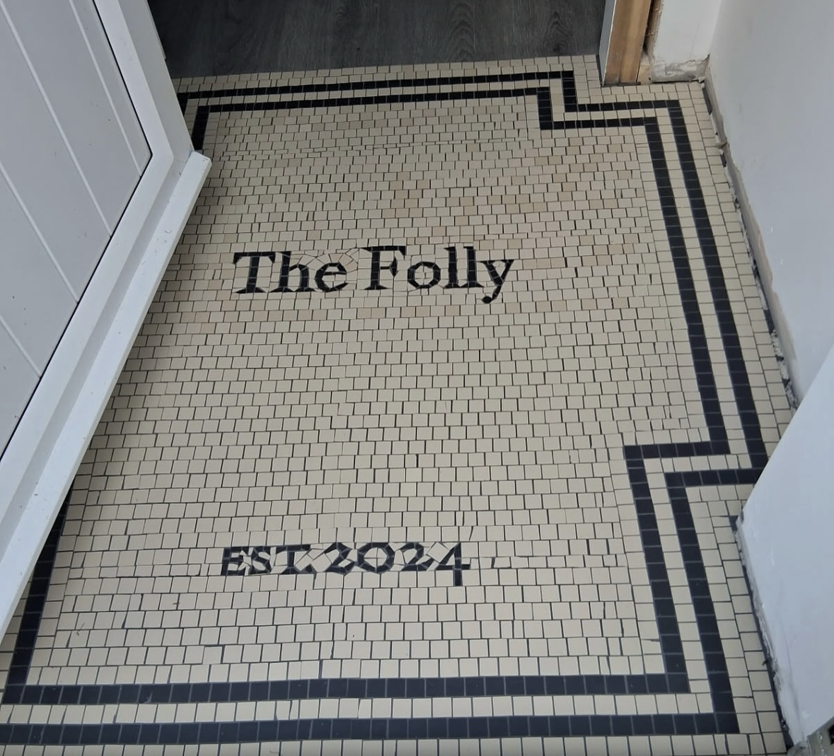 Contemporary mosaics by Helen Miles